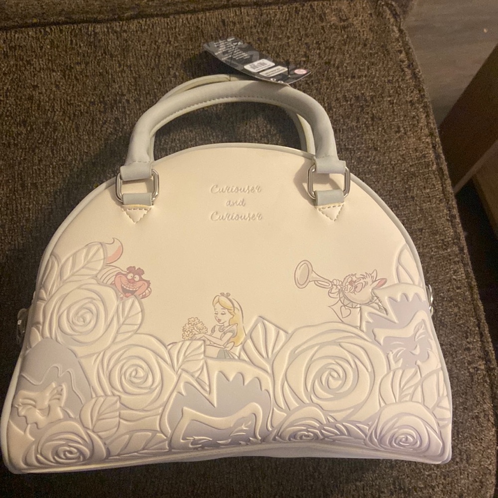 Alice in wonderland Loungefly